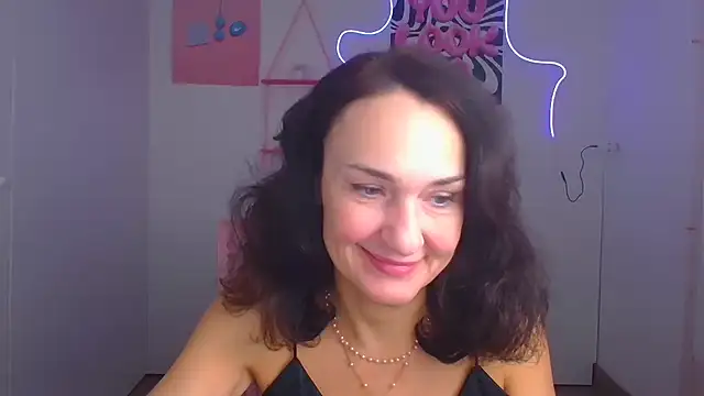 Rosie Rosee online show from April 10, 2026, 11:28 am