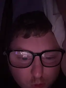 bobforbus2025 online show from January 17, 2026, 7:23 am