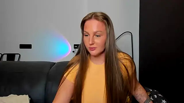 Snapshot of sonyatight chatting on October 31, 2025, 5:42 pm sonyatight online show from October 31, 2025, 5:42 pm