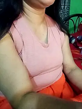 Snapshot of Rubina3344 chatting on November 5, 2025, 2:31 pm Rubina3344 online show from November 5, 2025, 2:31 pm