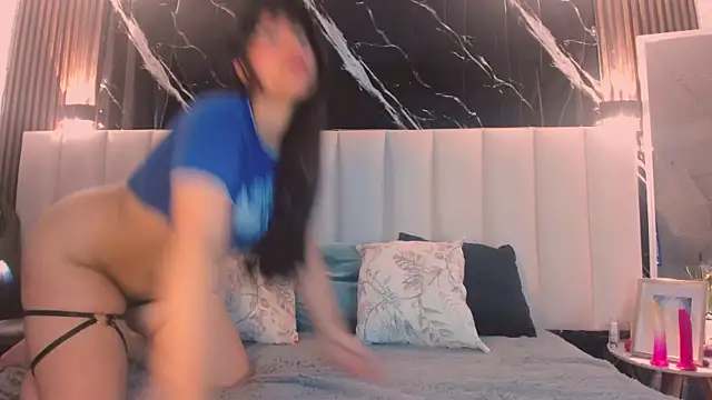 Lizz39 online show from January 8, 2026, 4:57 pm