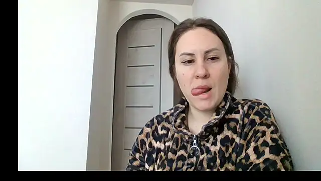 MeadowEyes online show from February 6, 2026, 7:04 am