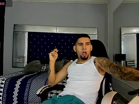 Cami KingSex online show from October 15, 2025, 12:24 pm