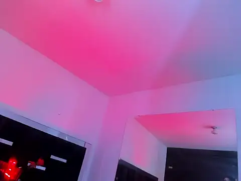 Cami KingSex online show from April 22, 2026, 11:00 pm