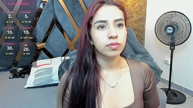 Snapshot of Vittoria_Conti_ chatting on April 18, 2026, 5:15 pm Vittoria Conti online show from April 18, 2026, 5:15 pm
