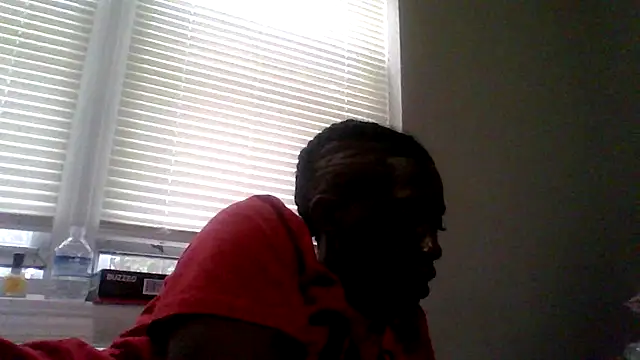 Snapshot of dezzidavill chatting on July 17, 2026, 10:18 pm dezzidavill online show from July 17, 2026, 10:18 pm
