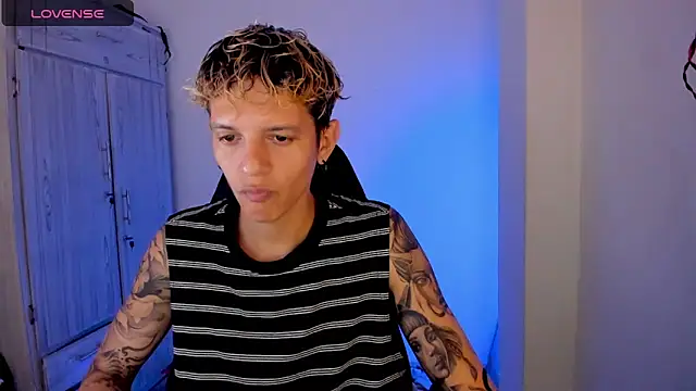 tylernova online show from April 12, 2026, 3:10 am