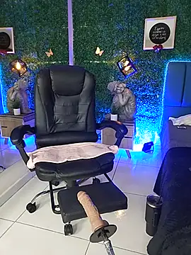 Kiaraa88 online show from May 28, 2026, 8:59 pm