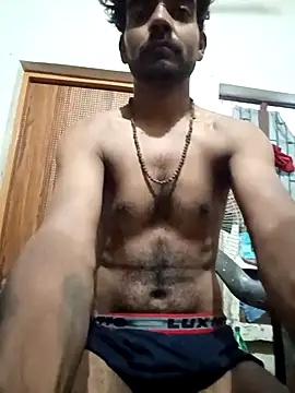 Snapshot of ShowedWringer chatting on July 10, 2026, 12:10 am ShowedWringer online show from July 10, 2026, 12:10 am