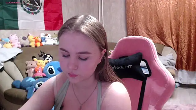 Lucille Lighter online show from October 22, 2025, 6:07 pm