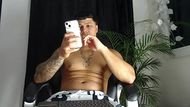 Boyhot 00 online show from February 21, 2026, 1:51 am