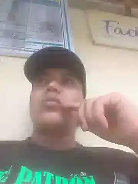 Snapshot of camilo44467 chatting on October 22, 2025, 9:13 pm camilo44467 online show from October 22, 2025, 9:13 pm