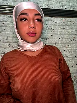 Snapshot of CelestSkyy chatting on October 29, 2025, 1:37 am CelestSkyy online show from October 29, 2025, 1:37 am