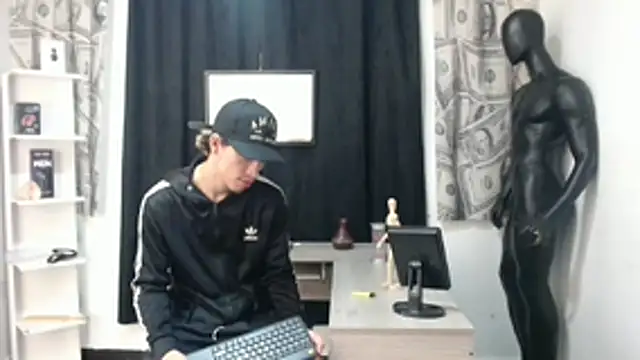 Pride couple online show from February 24, 2026, 11:27 pm