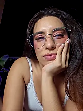 Meganthomson online show from February 13, 2026, 3:06 am