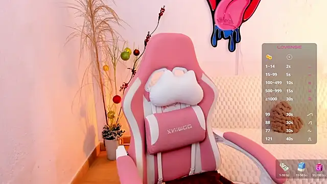 Snapshot of EmmaMyers1 chatting on December 20, 2025, 12:02 am EmmaMyers1 online show from December 20, 2025, 12:02 am