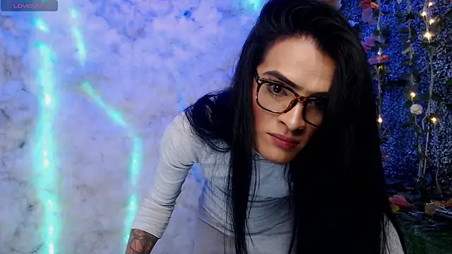 ZAMMIRA online show from April 16, 2026, 6:08 pm