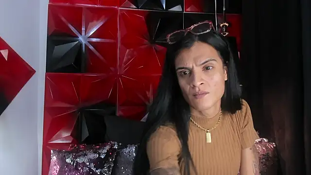 ZAMMIRA online show from February 13, 2026, 6:13 am