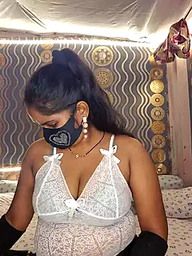 Sweet-Maddlina online show from November 4, 2025, 11:47 am