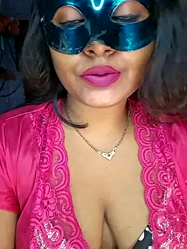 Snapshot of Sweet-Maddlina chatting on July 26, 2026, 10:49 pm Sweet-Maddlina online show from July 26, 2026, 10:49 pm
