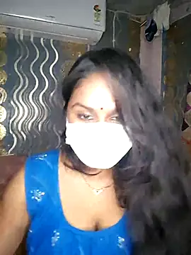 Snapshot of Sweet-Maddlina chatting on July 29, 2026, 6:23 am Sweet-Maddlina online show from July 29, 2026, 6:23 am