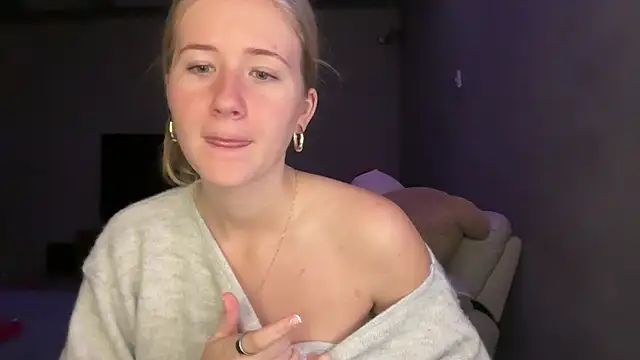 itssosierra online show from August 4, 2026, 12:37 am