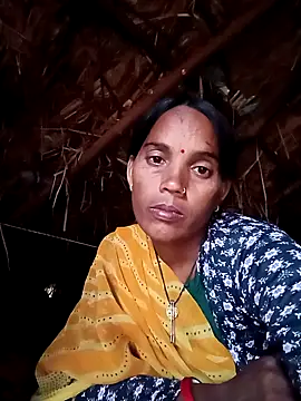 Cutsedi3 online show from October 27, 2025, 10:49 am