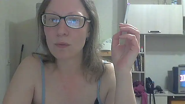 Tavriona online show from April 24, 2026, 3:36 pm