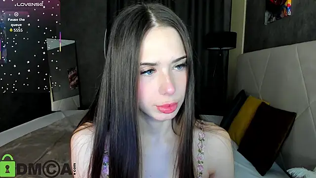 Snapshot of Lana_Stones chatting on November 18, 2025, 12:59 am Lana Stones online show from November 18, 2025, 12:59 am