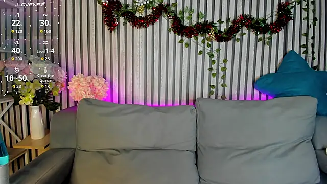 Snapshot of Lana_Stones chatting on January 13, 2026, 12:36 am Lana Stones online show from January 13, 2026, 12:36 am