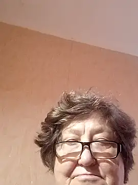 Katherine735 online show from November 15, 2025, 6:17 am