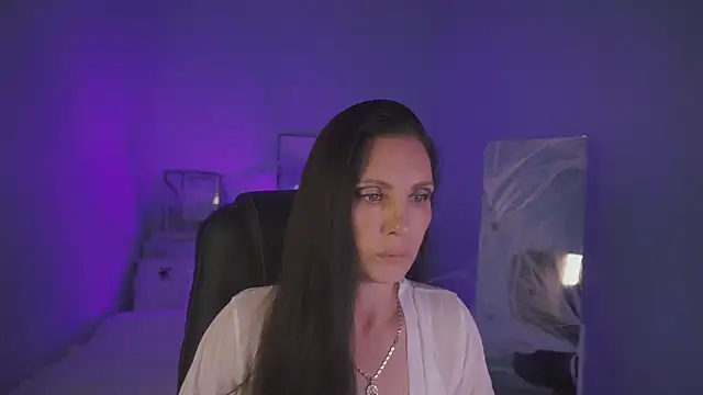 steaflers mommy  online show from October 17, 2025, 7:00 am