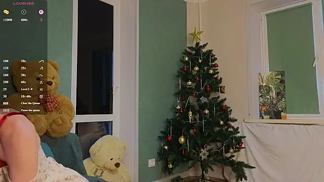 Snapshot of summer_flame chatting on January 12, 2026, 5:47 am summer flame online show from January 12, 2026, 5:47 am