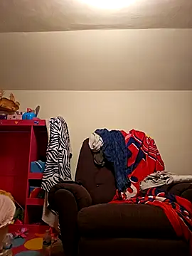 dakotafail92 online show from October 29, 2025, 8:13 am