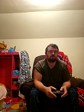 dakotafail92 online show from October 27, 2025, 7:53 am