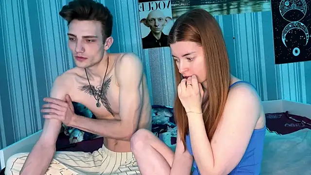 EmiliaCouple online show from February 8, 2026, 2:26 pm