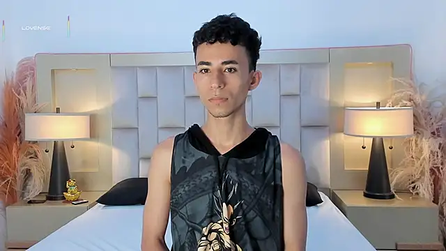 Zahir Ashar online show from April 15, 2026, 2:10 pm