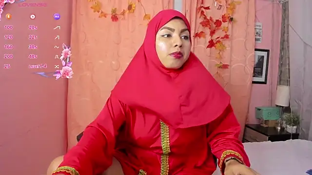 Snapshot of SamiraAlabi chatting on October 16, 2025, 11:51 am SamiraAlabi online show from October 16, 2025, 11:51 am