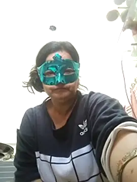 Honey-26 online show from November 26, 2025, 7:30 am