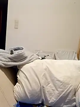 labellerose online show from January 9, 2026, 6:04 pm