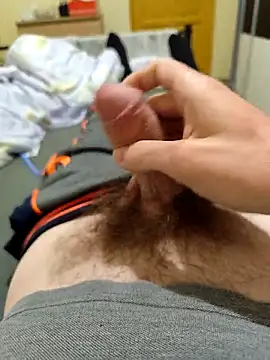 Snapshot of Miskolc1996 chatting on November 7, 2025, 4:33 pm Miskolc1996 online show from November 7, 2025, 4:33 pm