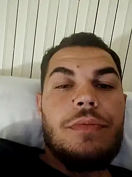 Alexszader36 online show from November 6, 2025, 8:24 pm