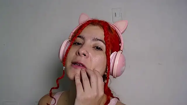 Thalia Karlson online show from April 4, 2026, 1:17 pm