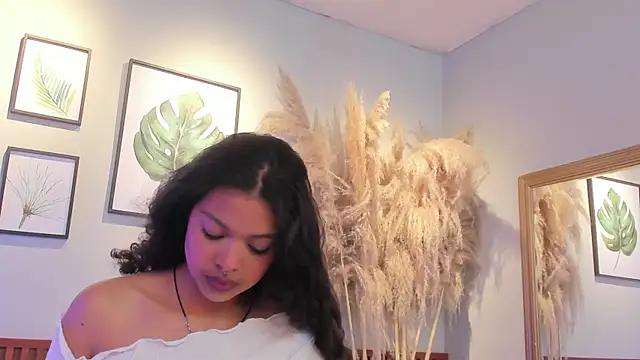 MIAHIVANOV online show from December 1, 2025, 12:50 pm