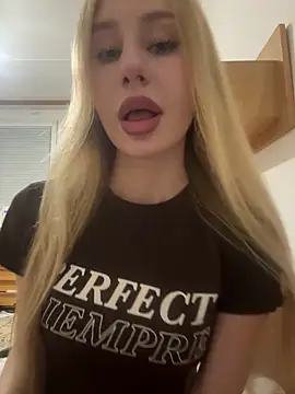 JudithCarly online show from November 24, 2025, 8:20 pm