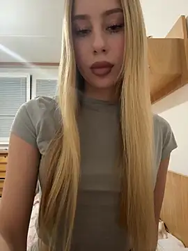JudithCarly online show from March 24, 2026, 10:32 pm