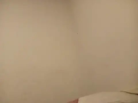 Snapshot of jjLARAY chatting on November 2, 2025, 7:02 am jjLARAY online show from November 2, 2025, 7:02 am