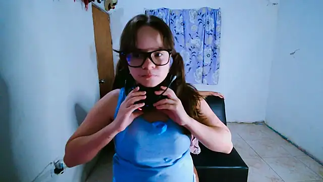 SweetRabbit29 online show from March 31, 2026, 11:51 pm