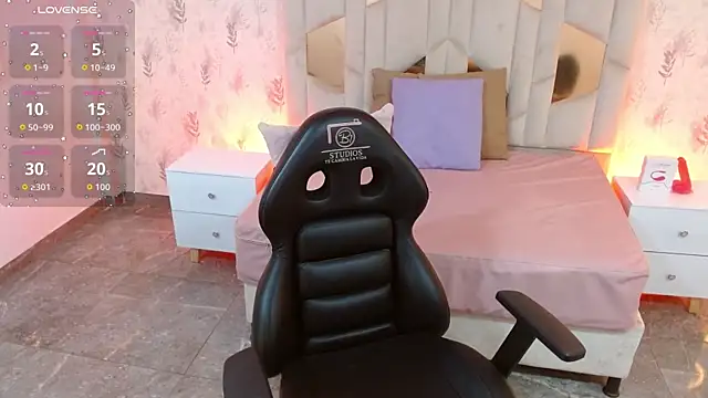 MARIANA TAY1 online show from October 20, 2025, 3:08 am