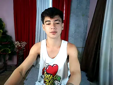 boy raphael online show from October 15, 2025, 4:11 am